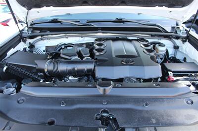 2019 Toyota 4Runner SR5   - Photo 33 - Sacramento, CA 95825