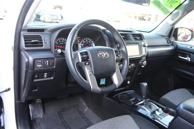 2019 Toyota 4Runner SR5   - Photo 18 - Sacramento, CA 95825