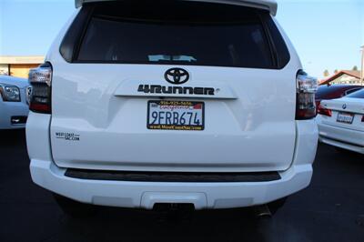 2019 Toyota 4Runner SR5   - Photo 14 - Sacramento, CA 95825