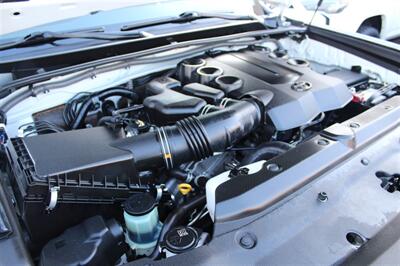 2019 Toyota 4Runner SR5   - Photo 34 - Sacramento, CA 95825