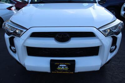 2019 Toyota 4Runner SR5   - Photo 9 - Sacramento, CA 95825