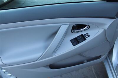 2008 Toyota Camry Hybrid - Photo 19 - Sacramento, CA 95825