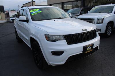 2018 Jeep Grand Cherokee Laredo   - Photo 8 - Sacramento, CA 95825
