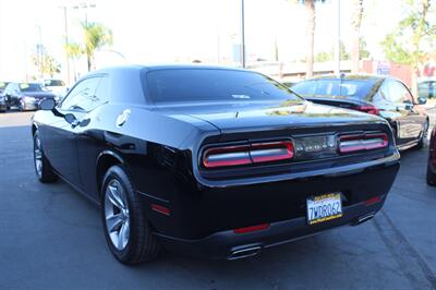 2016 Dodge Challenger SXT   - Photo 5 - Sacramento, CA 95825