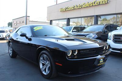 2016 Dodge Challenger SXT   - Photo 8 - Sacramento, CA 95825