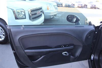 2016 Dodge Challenger SXT   - Photo 12 - Sacramento, CA 95825