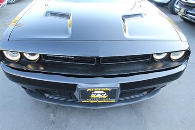 2016 Dodge Challenger SXT   - Photo 9 - Sacramento, CA 95825