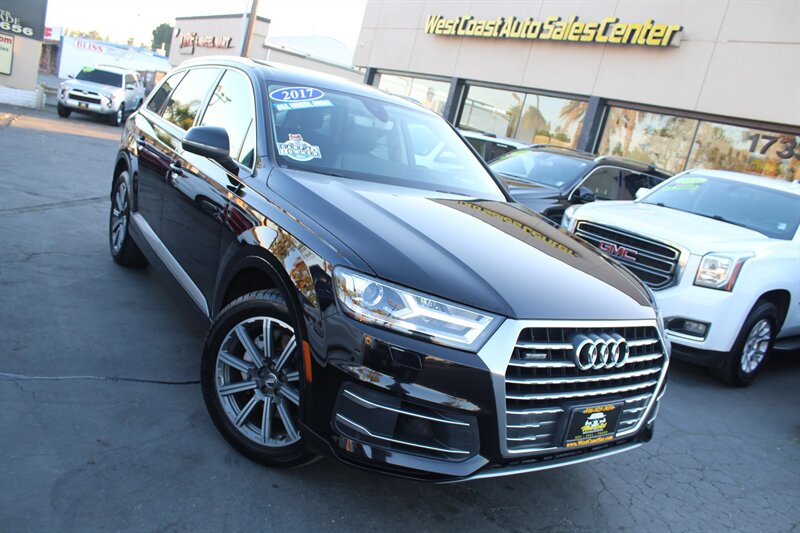 2017 Audi Q7 3.0T quattro Premium Plus  