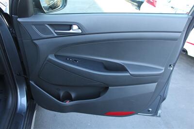 2018 Hyundai TUCSON SEL   - Photo 20 - Sacramento, CA 95825