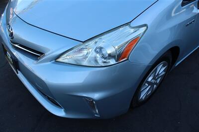 2012 Toyota Prius v Three   - Photo 10 - Sacramento, CA 95825