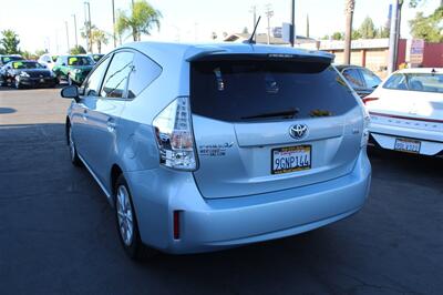 2012 Toyota Prius v Three   - Photo 5 - Sacramento, CA 95825