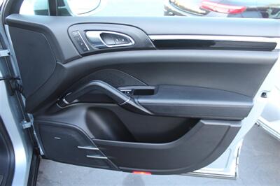 2018 Porsche Cayenne Platinum Edition   - Photo 26 - Sacramento, CA 95825