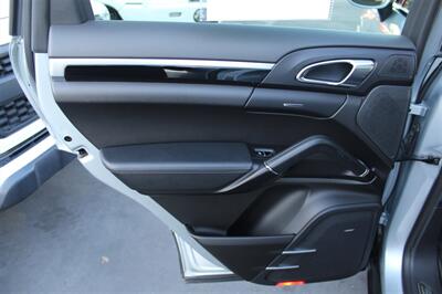 2018 Porsche Cayenne Platinum Edition   - Photo 22 - Sacramento, CA 95825