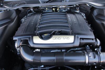 2018 Porsche Cayenne Platinum Edition   - Photo 38 - Sacramento, CA 95825