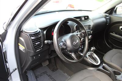 2016 Kia Soul +   - Photo 15 - Sacramento, CA 95825