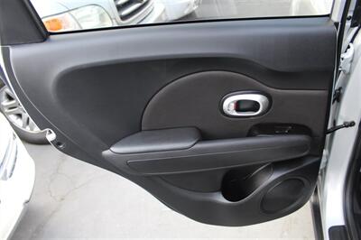 2016 Kia Soul +   - Photo 20 - Sacramento, CA 95825