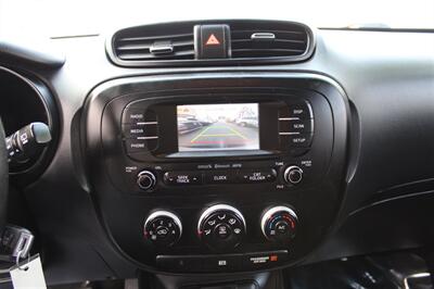 2016 Kia Soul +   - Photo 24 - Sacramento, CA 95825