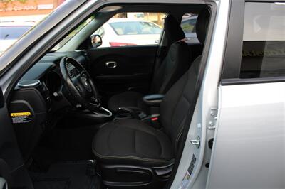 2016 Kia Soul +   - Photo 16 - Sacramento, CA 95825