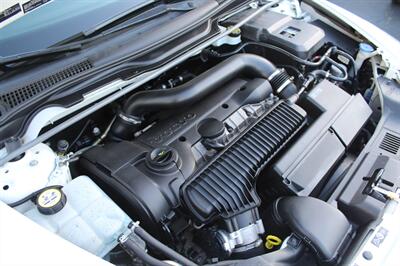 2013 Volvo C30 T5 R-Design - Photo 36 - Sacramento, CA 95825