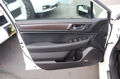 2016 Subaru Legacy 3.6R Limited   - Photo 17 - Sacramento, CA 95825