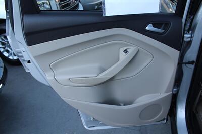 2013 Ford Escape SE - Photo 19 - Sacramento, CA 95825