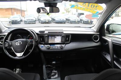 2018 Toyota RAV4 Hybrid XLE   - Photo 32 - Sacramento, CA 95825