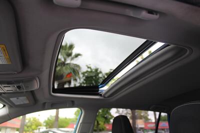 2018 Toyota RAV4 Hybrid XLE   - Photo 31 - Sacramento, CA 95825