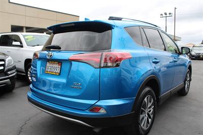2018 Toyota RAV4 Hybrid XLE   - Photo 7 - Sacramento, CA 95825