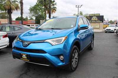 2018 Toyota RAV4 Hybrid XLE   - Photo 4 - Sacramento, CA 95825