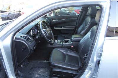 2020 Chrysler 300 Limited   - Photo 17 - Sacramento, CA 95825
