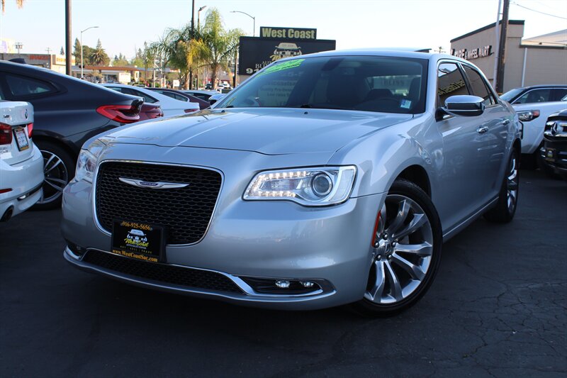 2020 Chrysler 300 Limited  