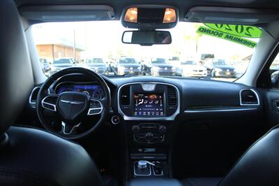 2020 Chrysler 300 Limited   - Photo 25 - Sacramento, CA 95825
