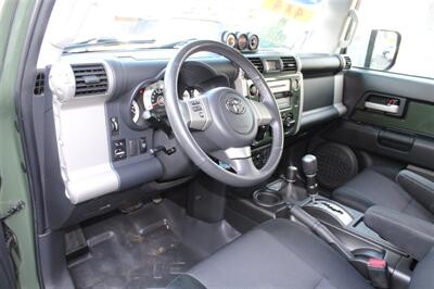 2010 Toyota FJ Cruiser   - Photo 16 - Sacramento, CA 95825