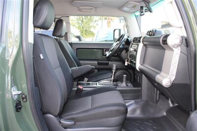 2010 Toyota FJ Cruiser   - Photo 20 - Sacramento, CA 95825