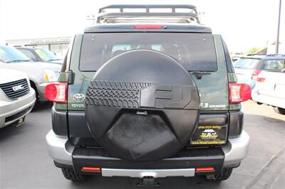 2010 Toyota FJ Cruiser   - Photo 7 - Sacramento, CA 95825