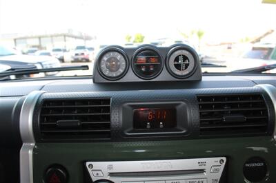 2010 Toyota FJ Cruiser   - Photo 25 - Sacramento, CA 95825
