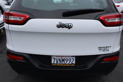 2016 Jeep Cherokee Sport - Photo 10 - Sacramento, CA 95825