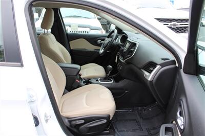 2016 Jeep Cherokee Sport - Photo 18 - Sacramento, CA 95825