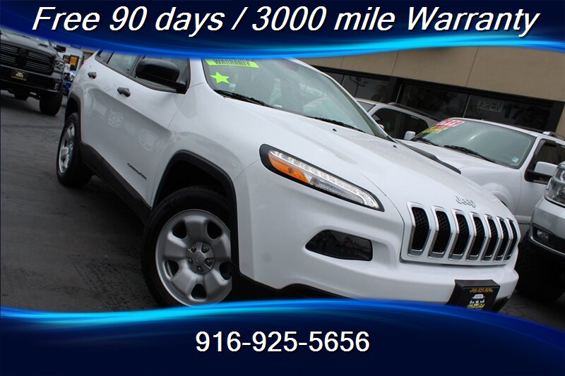 2016 Jeep Cherokee Sport   - Photo 1 - Sacramento, CA 95825