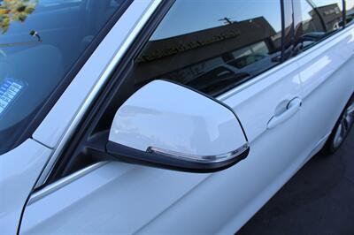 2017 BMW 3 Series 330i   - Photo 12 - Sacramento, CA 95825