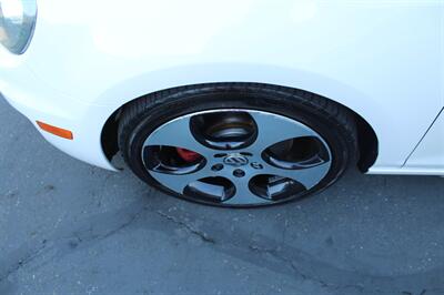 2012 Volkswagen GTI Base PZEV   - Photo 11 - Sacramento, CA 95825