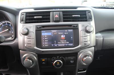 2017 Toyota 4Runner SR5 Premium   - Photo 30 - Sacramento, CA 95825