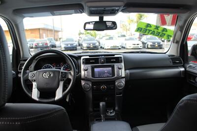 2017 Toyota 4Runner SR5 Premium   - Photo 28 - Sacramento, CA 95825