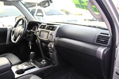 2017 Toyota 4Runner SR5 Premium   - Photo 22 - Sacramento, CA 95825