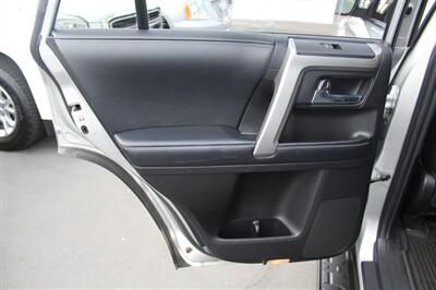 2017 Toyota 4Runner SR5 Premium   - Photo 24 - Sacramento, CA 95825