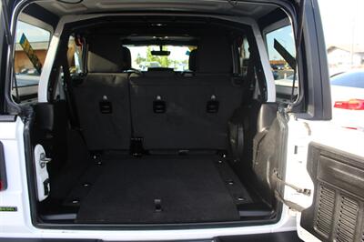 2021 Jeep Wrangler Unlimited Rubicon   - Photo 21 - Sacramento, CA 95825