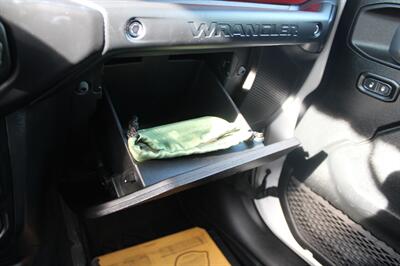 2021 Jeep Wrangler Unlimited Rubicon   - Photo 33 - Sacramento, CA 95825