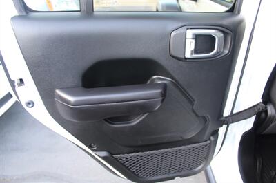 2021 Jeep Wrangler Unlimited Rubicon   - Photo 18 - Sacramento, CA 95825