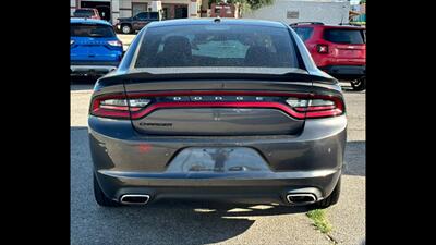 2019 Dodge Charger SXT - Photo 5 - Dodge City, KS 67801