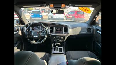 2019 Dodge Charger SXT - Photo 11 - Dodge City, KS 67801